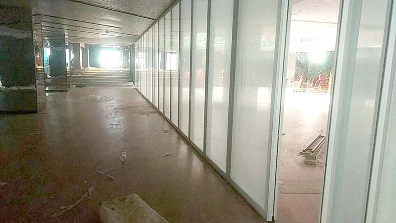 重慶玻璃活動隔斷